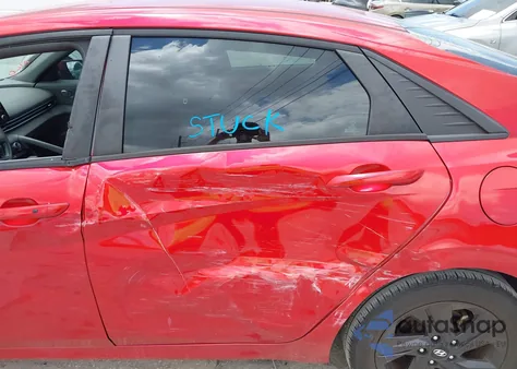 2021 Hyundai Elantra Sel z USA, uszkodzony, nr VIN 5NPLM4AG5MH004025